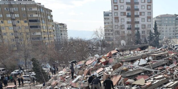 Alman uzman açıkladı! Marmara için çarpıcı deprem uyarısı: Son deprem 14 bin kez incelenerek gün yüzüne çıkarıldı!