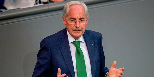 Alman vekilden Müslümanlara karşı skandal çağrı!