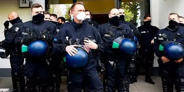 Almanlar iyice cozuttu! Kriz fışkırdı diye tutturdular: Çileden çıkartmak için ellerinden geleni yapıyorlar panzerler!