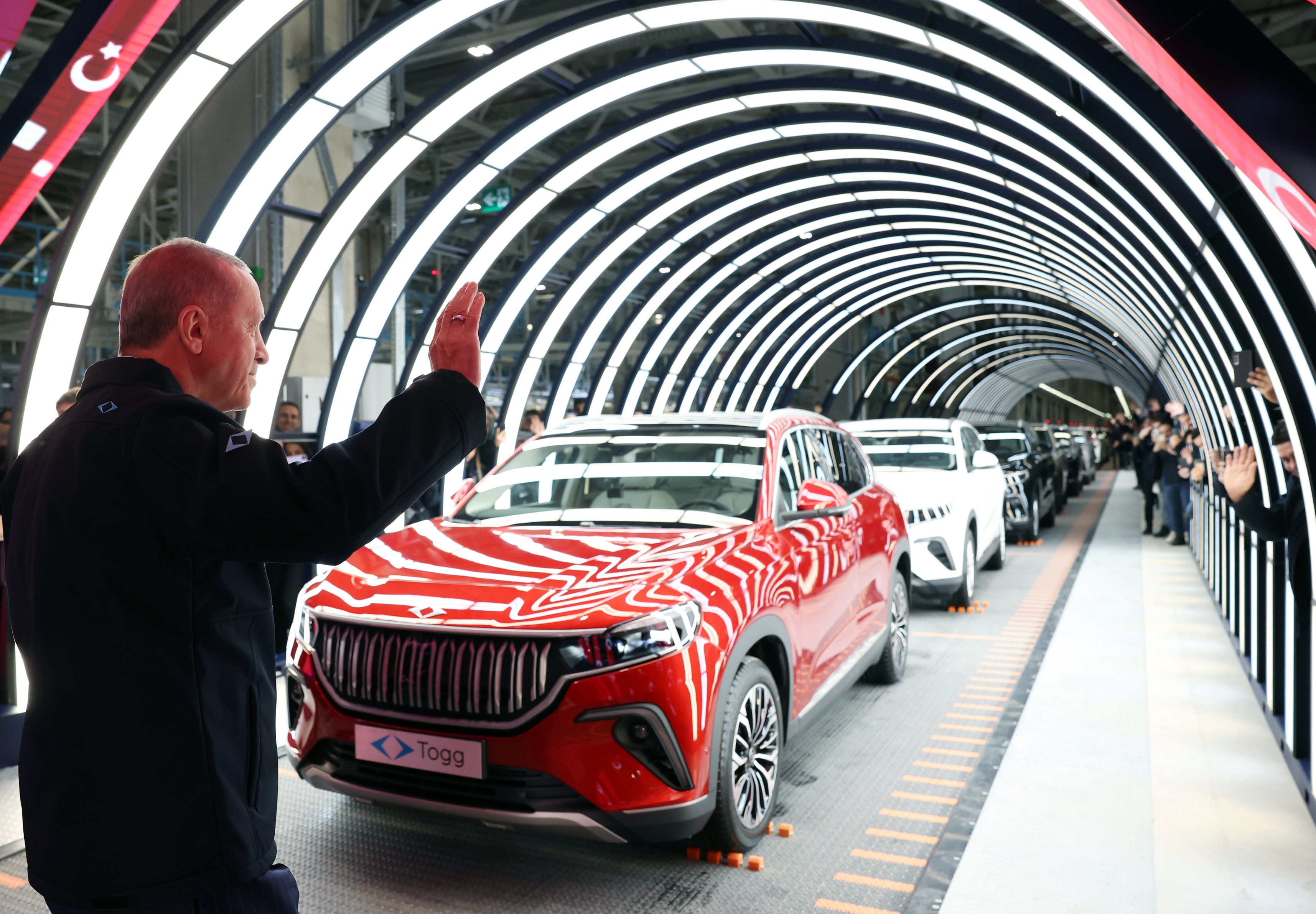 Almanlardan yerli otomobilimiz Togg’a övgüler! "Türklerin prestij nesnesi"