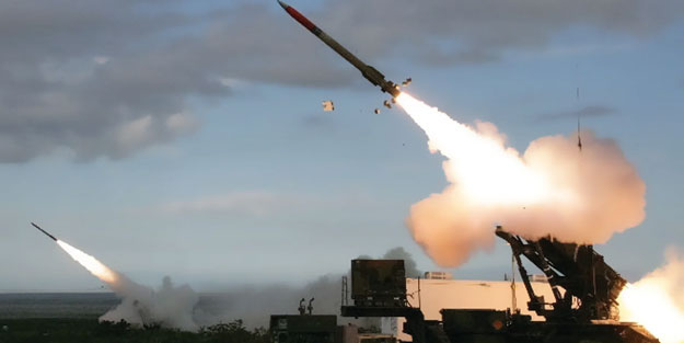 Almanya Başbakanı Scholz uzun menzilli füze kararını destekledi