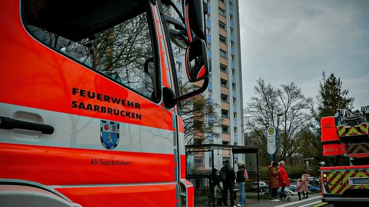 Almanya felaketin eşiğinden döndü! En az 20 yaralı