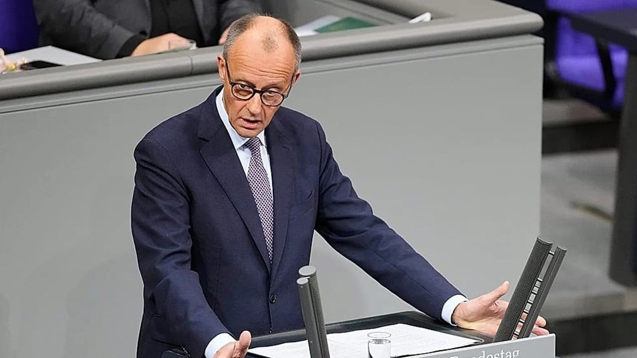 Almanya İsrail’e silah kısıtlamalarını kaldırdı