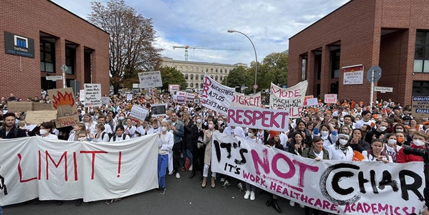 Almanya meraklısı Türk doktorlar pişman: Berlin’de doktorlar grev yaptı!