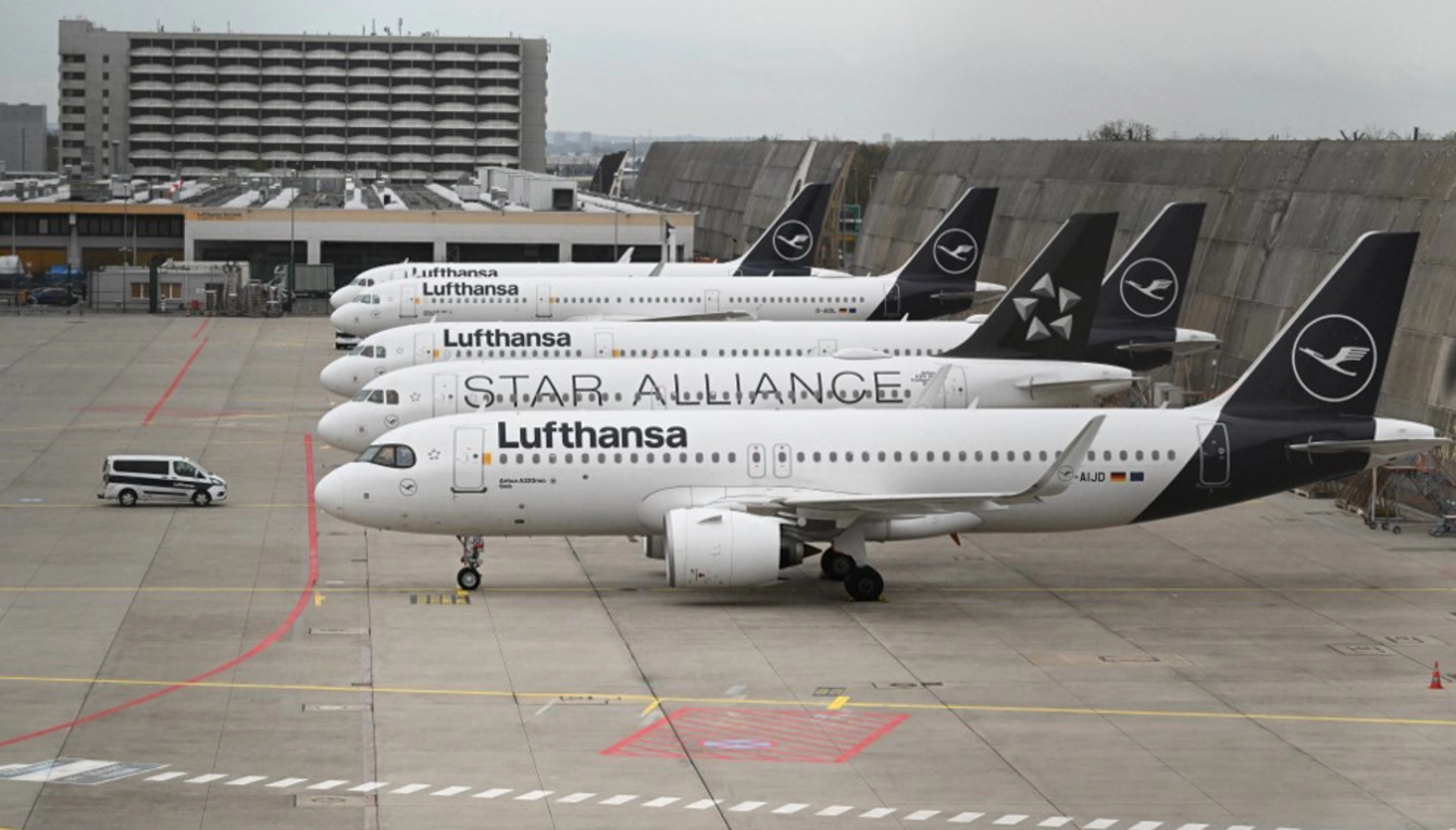 "Almanya mı bizi kıskanıyor ha ha ha" öyle mi? THY uçuşta Lufthansa yatışta