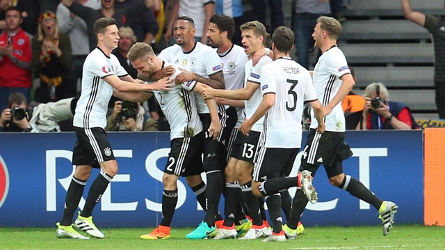 Almanya - Polonya karşı karşıya geliyor