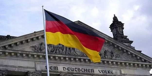 Almanya, Rus bankası VTB'nin Avrupa kolu üzerindeki kontrolünü kaldırdı