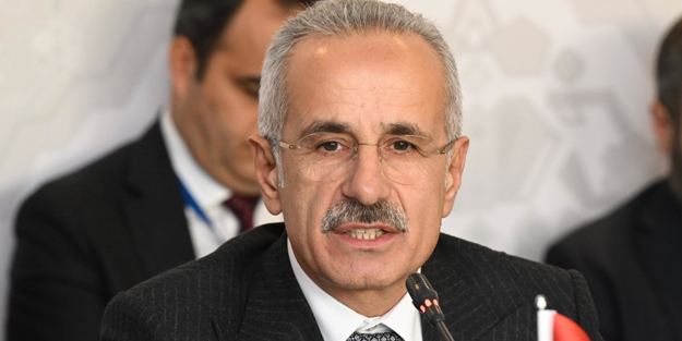 Almanya'da banka toplantısına Ulaştırma Bakanı Abdulkadir Uraloğlu katıldı