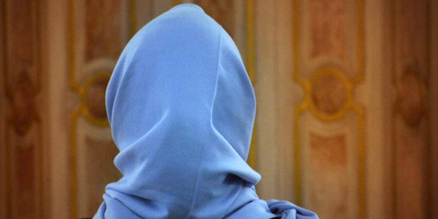 Almanya’da başörtüsü yasağı yine gündemde