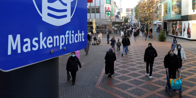 Almanya'da binlerce yeni vaka