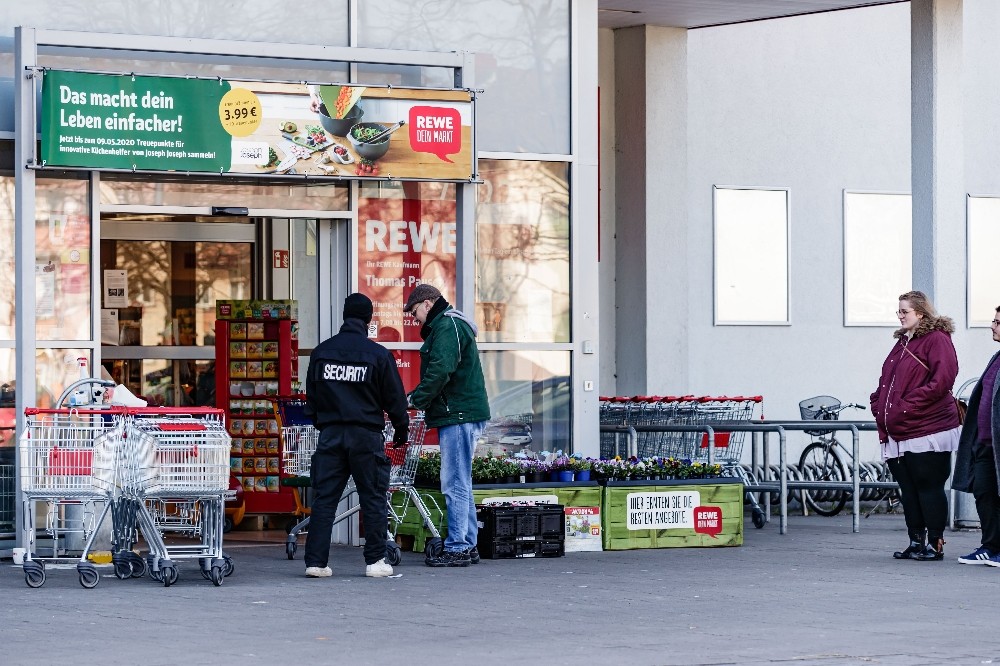 Almanya’da bir günde 4 bin 764 vaka, 28 ölüm 