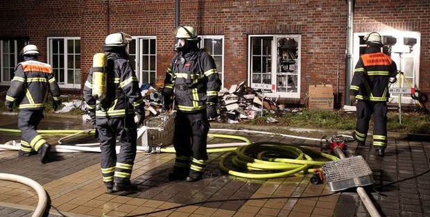 Almanya'da camiye saldırı