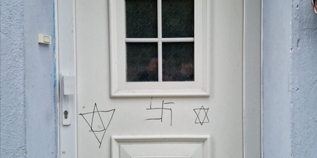 Almanya'da camiyi kundaklama girişimi!