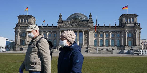 Almanya'da Covid-19 tedbirleri gevşetiliyor!