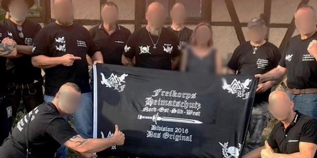 Almanya’da Cuma namazını basma planı yapan ırkçı örgüt çökertildi