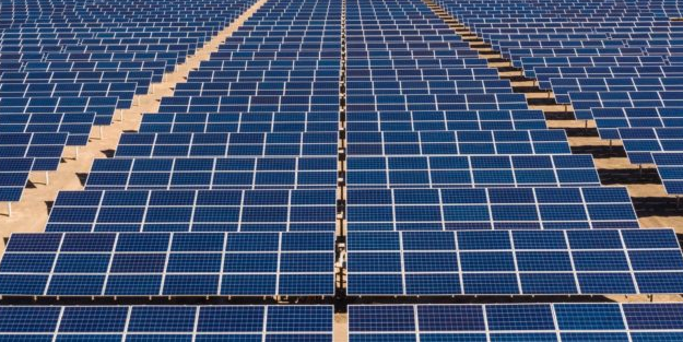 Almanya'da güneş enerjisi, elektrik fiyatlarını dibe çekti!