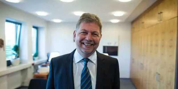 Almanya'da istihbarat başkanı görevden alındı