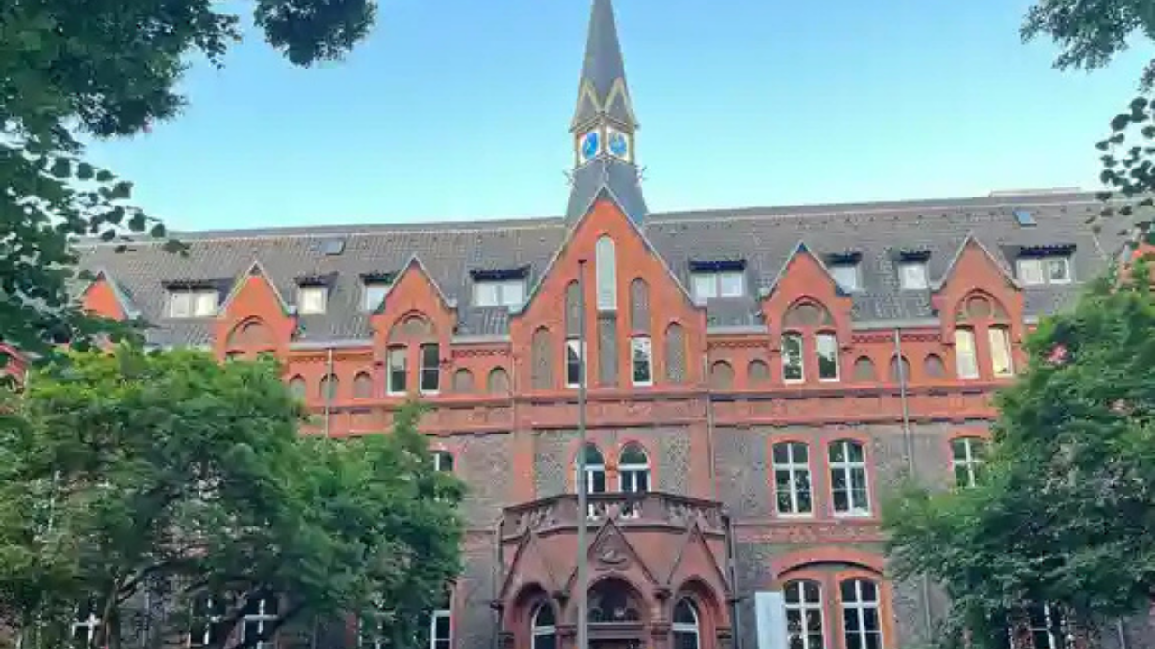 Almanya’da kiliseler bir bir kapanıyor