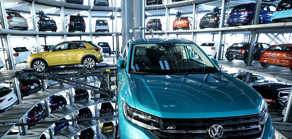 Almanya'da kriz büyüyor! Volkswagen'den sonra BMW'de batıyor