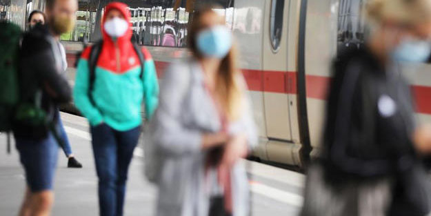 Almanya'da maske zorunluluğu kaldırıldı: Sağlık Bakanı çağrı yaptı! İşte o gelişme ve açıklaması