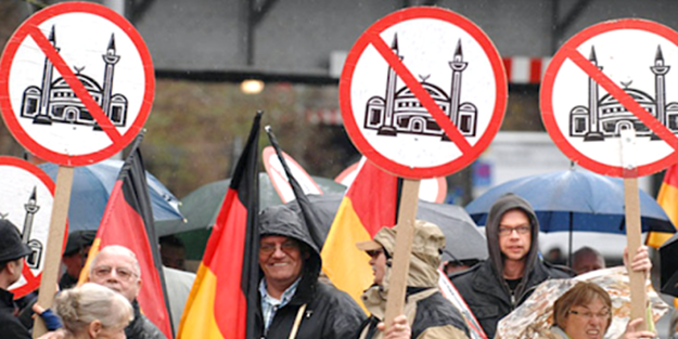 Almanya'da Müslümanlara tehdit: İslam'ı ve Müslümanları yok edeceğiz