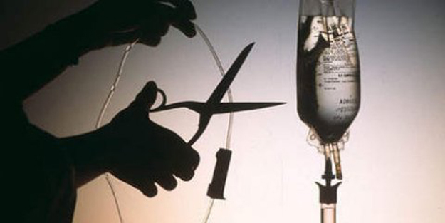 Tartışılan 'ötanazi' tasarısı yasalaştı