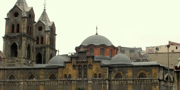 Almanya'da papazlar başkaldırdı! Doktorlar uyardı evnjelistler karşı çıktı