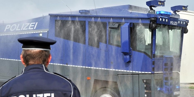 Almanya'da polis alarma geçti!