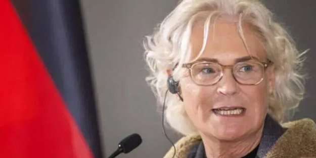 Almanya'da Savunma Bakanı Christine Lambrecht'ten istifa geldi! Az önce istifasını duyurdu! Veda etti!
