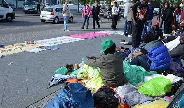 Almanya'da sığınmacıların kalacağı binaya saldırı