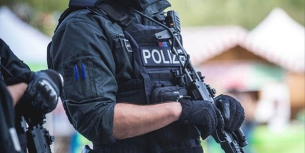 Almanya'da silahlı saldırı! Çok sayıda ölü var