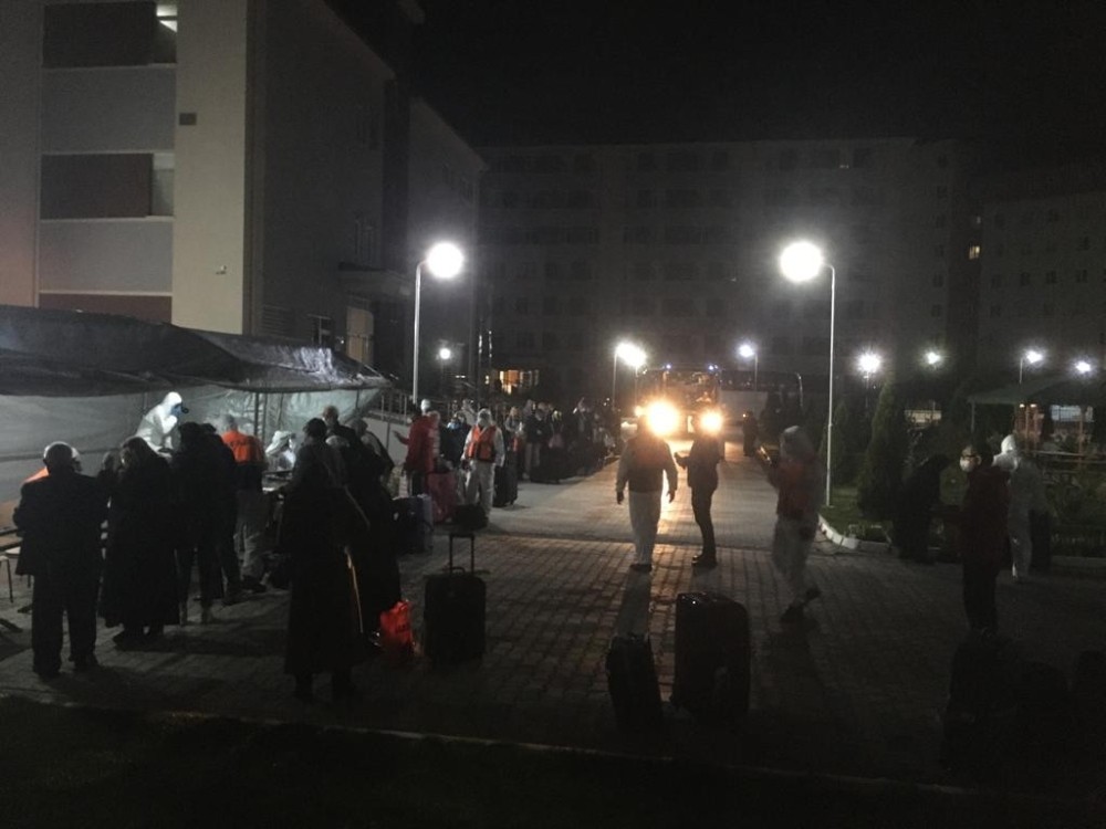 Almanya’dan getirilen 232 Türk vatandaşı Niğde’de yurda yerleştirildi 