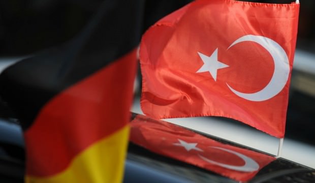 Almanya'dan 'TL' itirafı!