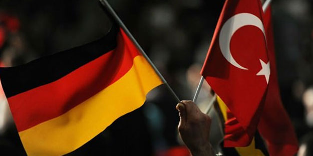 Almanya'dan Türkiye hamlesi! Askıya aldı