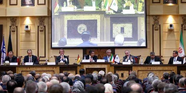 Almanya'lı Bakan İran'da