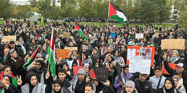 Berlin'de Filistin'e destek