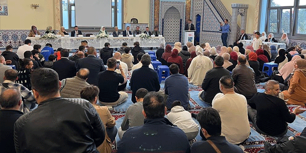 Almanya'nın ilk İmam Hatip Lisesi açıldı