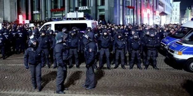 Almanya ne yapacağını şaşırdı