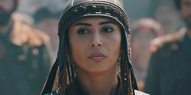 Almıla Hatun: Rol icabı sinirlerinizi bozdum