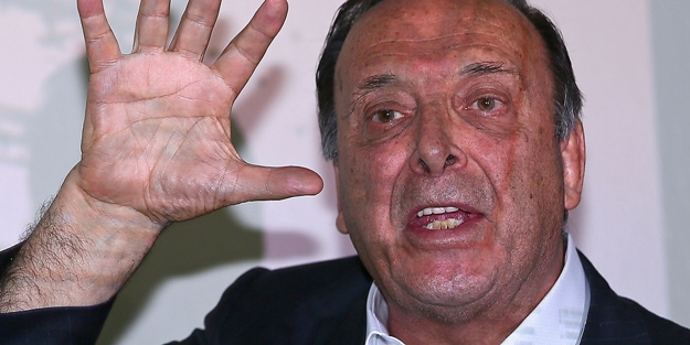 Alp Gürkan kıskacta