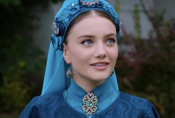 Alparslan Büyük Selçuklu Cevher Hatun’u kim oynuyor?