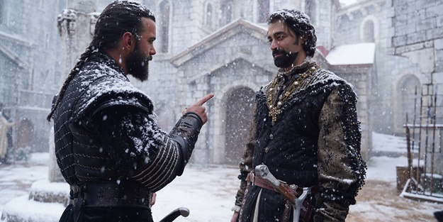 Alparslan Büyük Selçuklu'dan ayrılmıştı... Yıldız oyuncu diziye resmen geri dönüyor