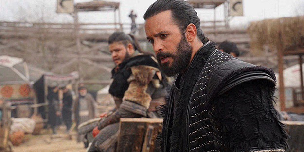  Alparslan Büyük Selçuklu'ya veda etti! Ayrılık mesajı yayımladı