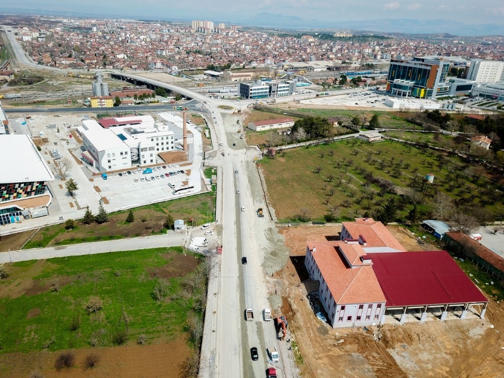 Alparslan Türkeş Bulvarı yenileniyor 