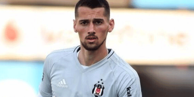 Alpay Çelebi Alanyaspor'a kiralandı