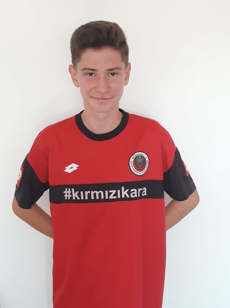 Alper Yerli Gençlerbirliğispor’a transfer oldu 