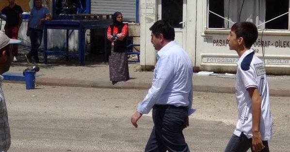 Saldırı sonrası gelen HDP'li vekili kovaladılar!