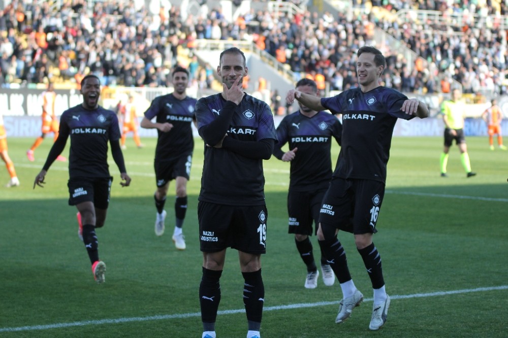 Altay, Akhisarspor’a kilitlendi 