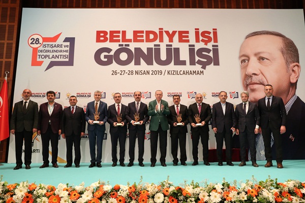 Altay Başkan’a en yüksek oy ödülü