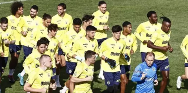 Altay Bayındır daha imzayı atmadan olay oldu bile! Görülmemiş haber bu olsa gerek...